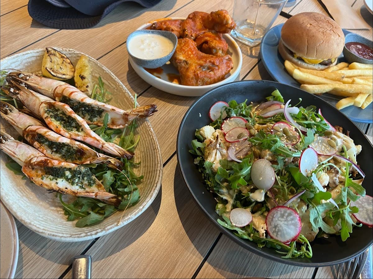 Miami Tavern photo 3