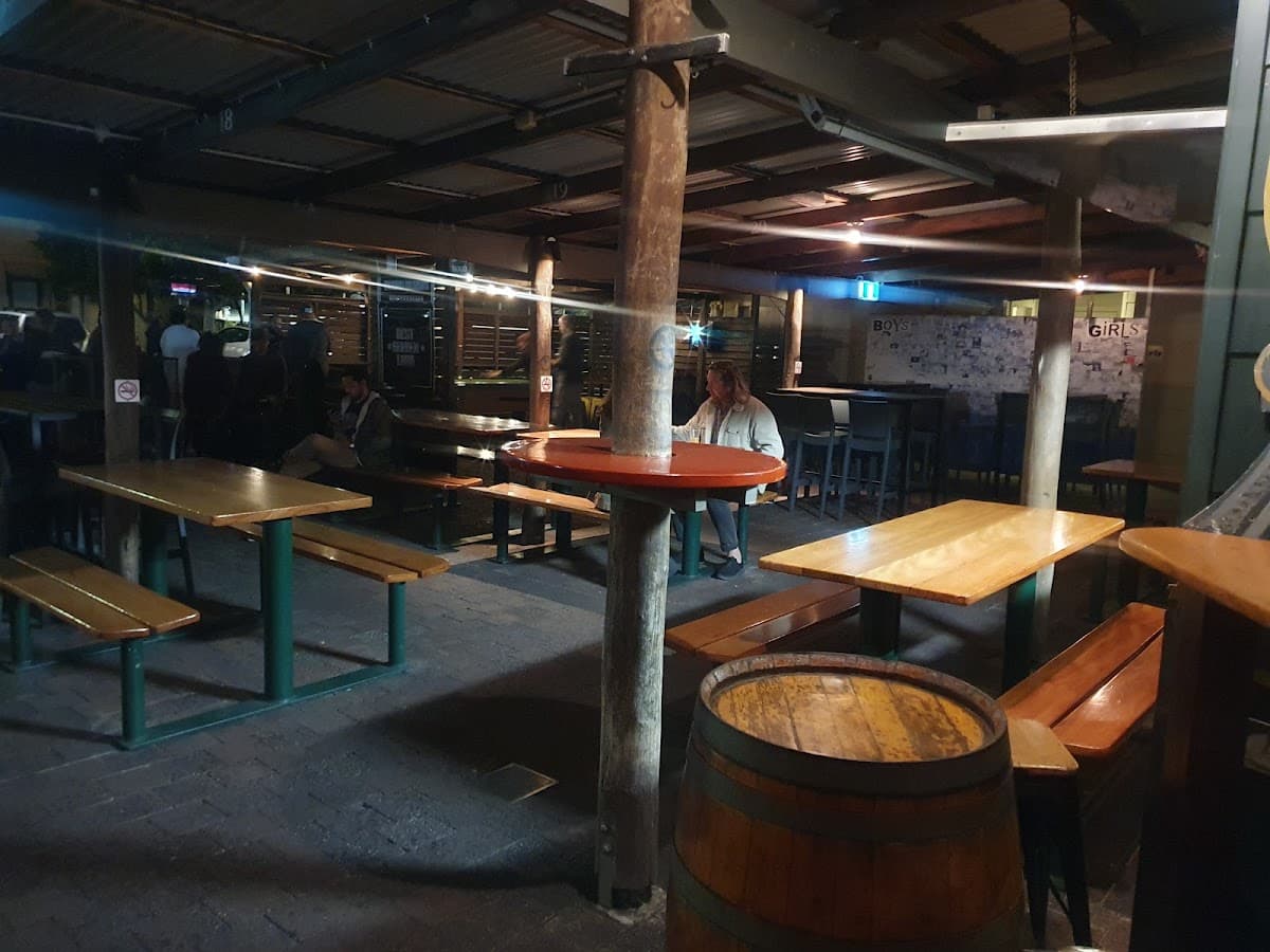 Railway Friendly Bar photo 4